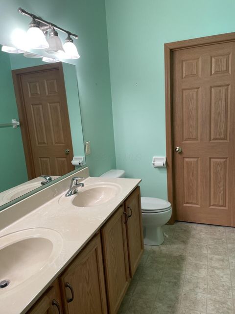 Tiny photo for 9192 Cambrian Commons Drive, Columbus, OH 43240 (MLS # 226003108)