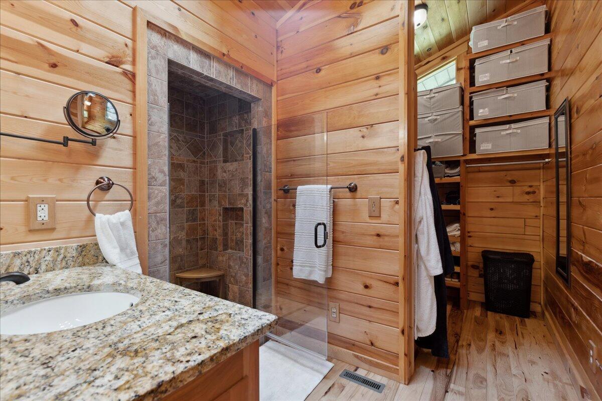 653 Natchez Lane, Sugar Grove, Ohio image 30