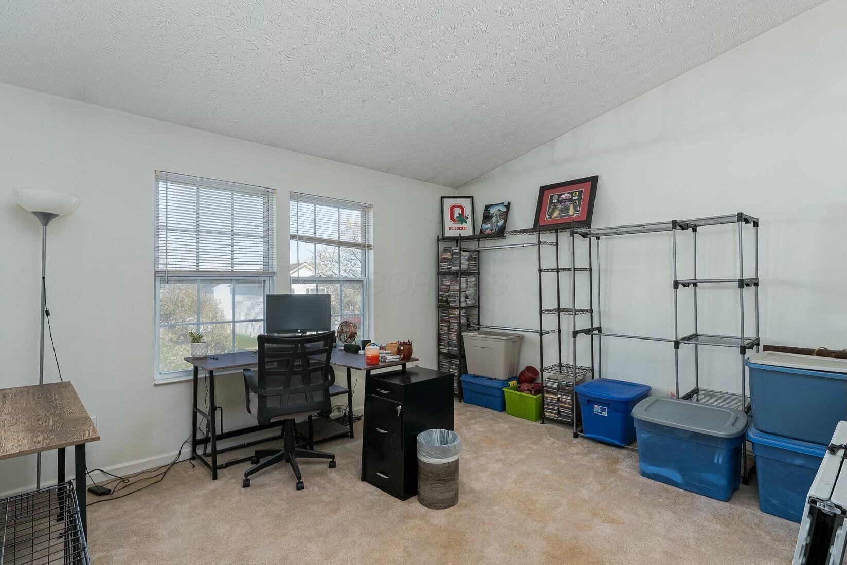 1063 Hartford Lane, London, Ohio image 31