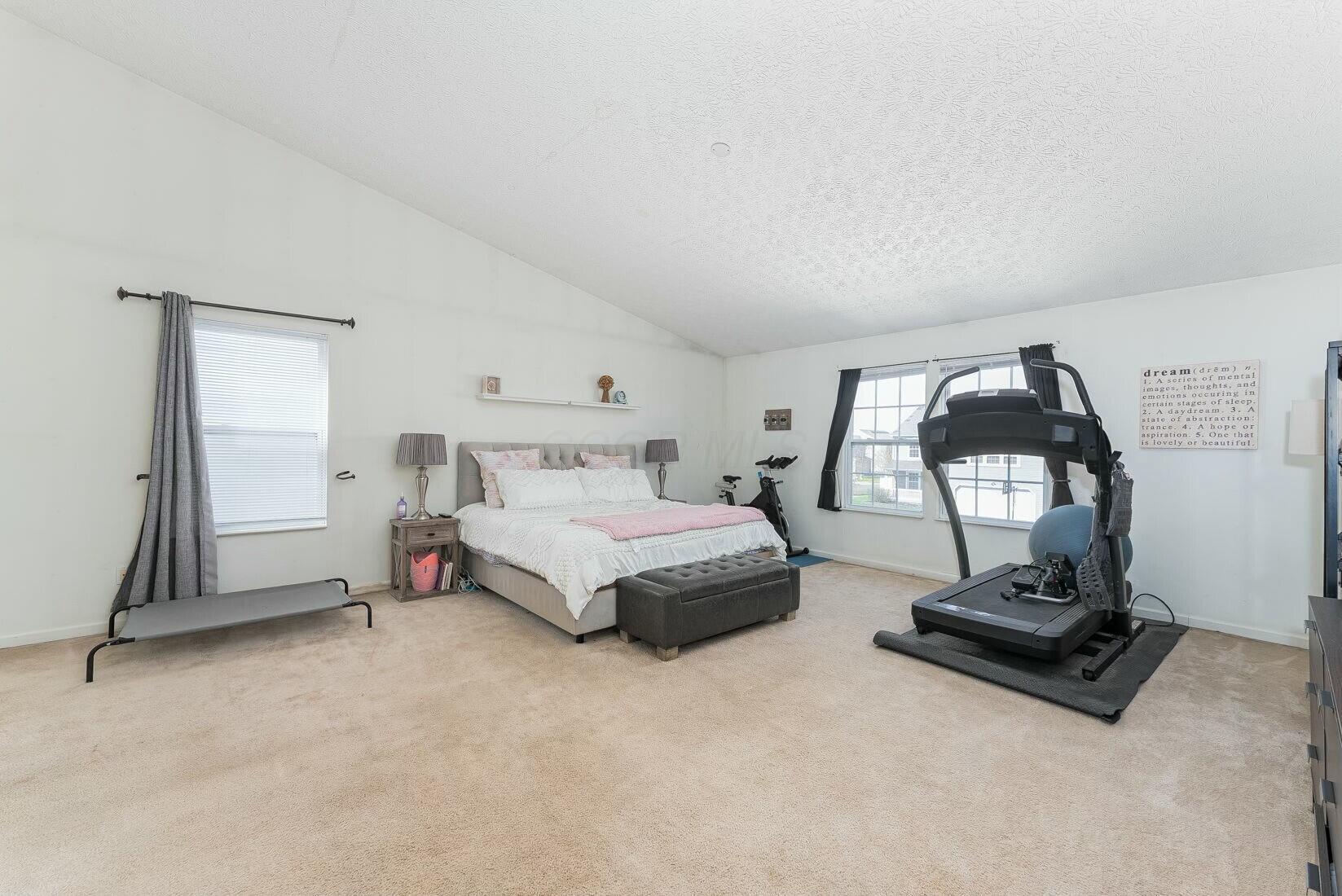 1063 Hartford Lane, London, Ohio image 32
