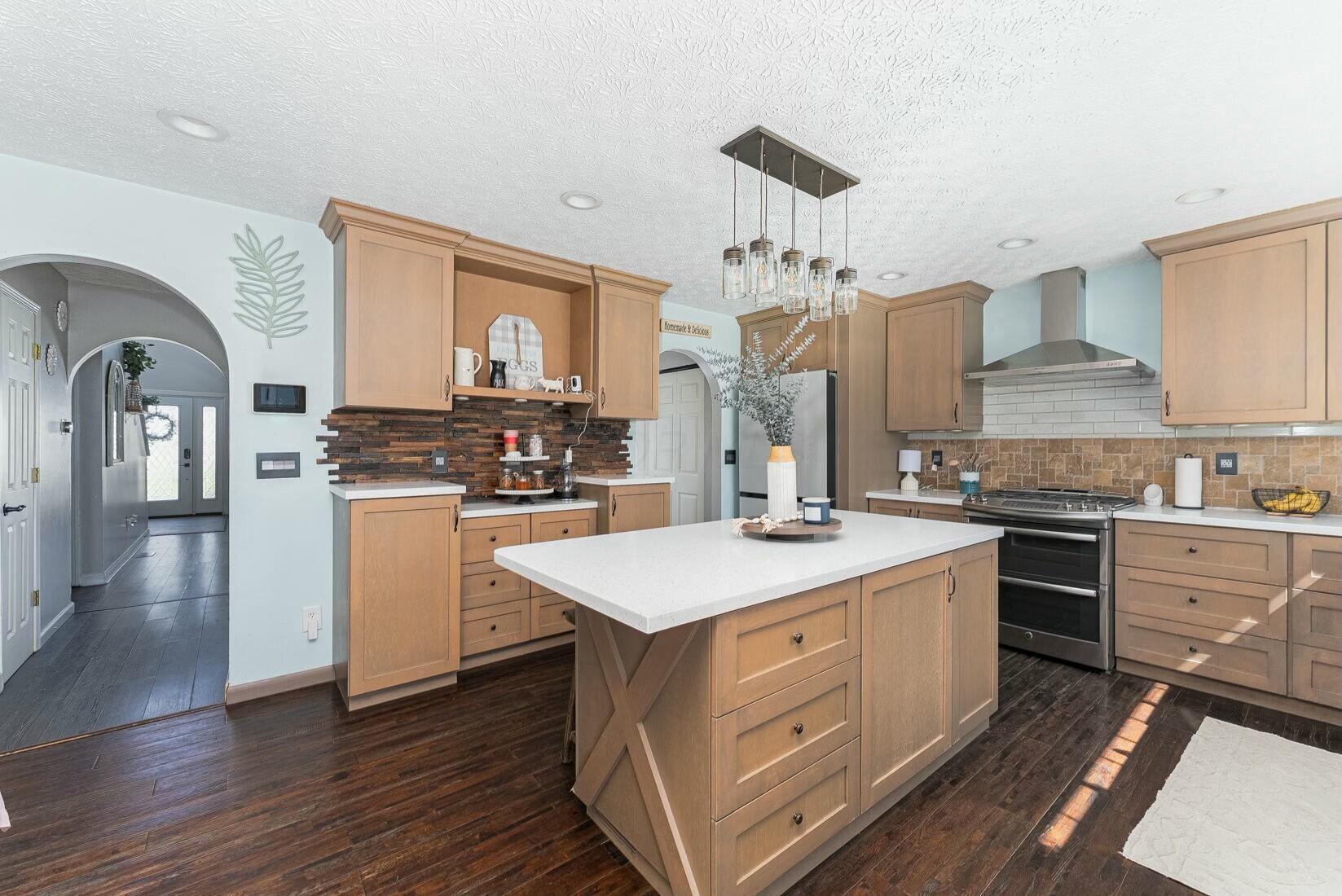 1063 Hartford Lane, London, Ohio image 13