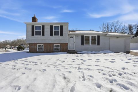 Photo of 3117 Conneaut Court, Columbus, OH 43224 (MLS # 226006485)
