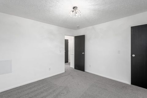 Tiny photo for 4049 Parkcove Drive 19D #19D, Columbus, OH 43230 (MLS # 225045943)