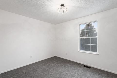 Tiny photo for 4049 Parkcove Drive 19D #19D, Columbus, OH 43230 (MLS # 225045943)