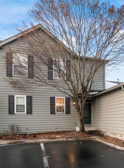 Tiny photo for 4049 Parkcove Drive 19D #19D, Columbus, OH 43230 (MLS # 225045943)