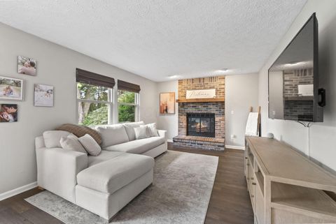 Tiny photo for 3688 Carnforth Drive, Columbus, OH 43221 (MLS # 226022489)