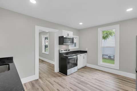 Tiny photo for 613 N Detroit Street, Bellefontaine, OH 43311 (MLS # 226020861)