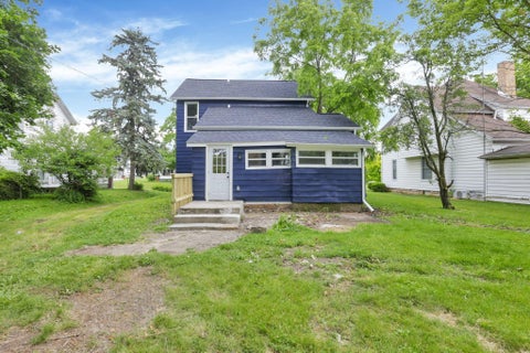 Tiny photo for 613 N Detroit Street, Bellefontaine, OH 43311 (MLS # 226020861)