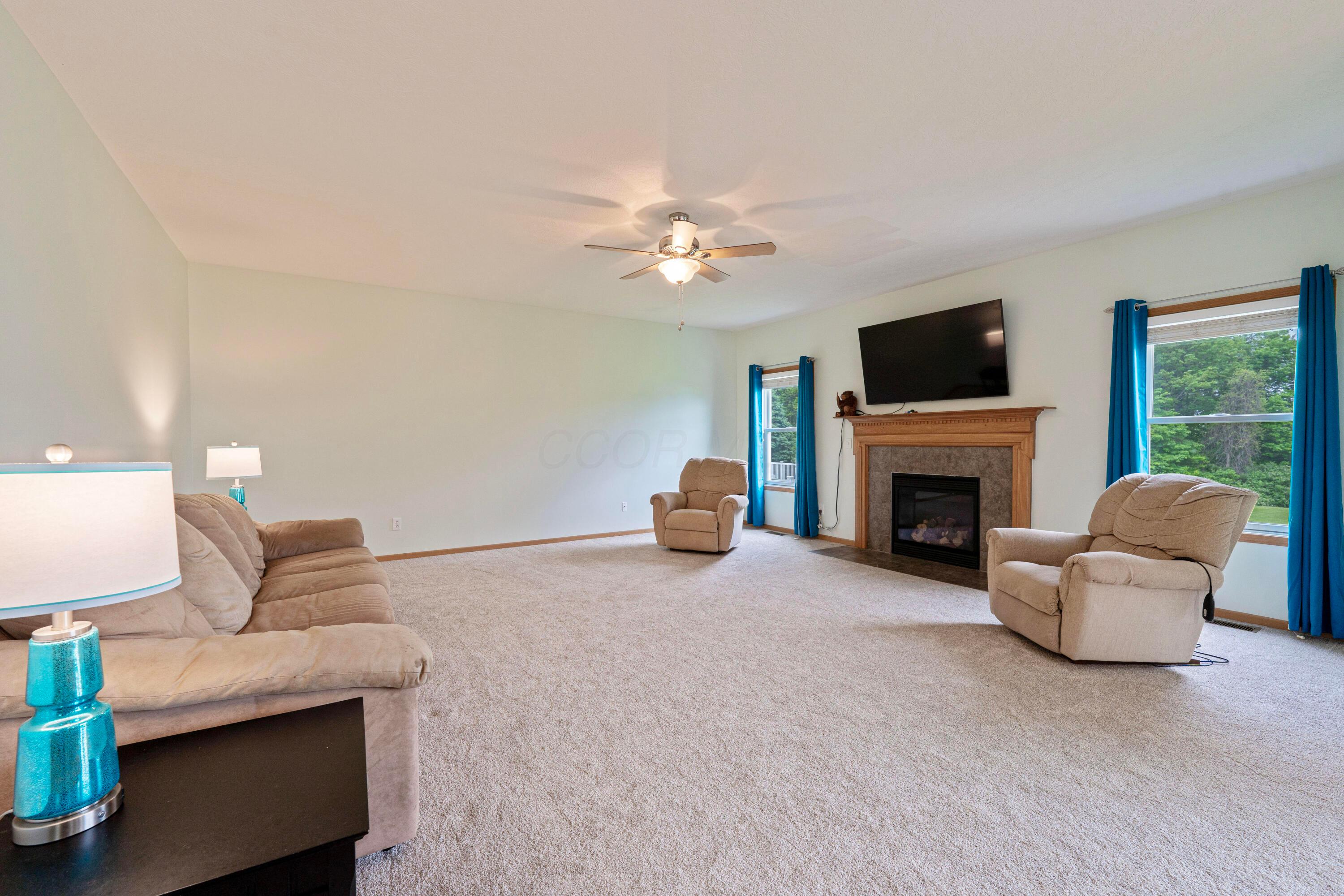 1768 Keela Drive, Pataskala, Ohio image 4