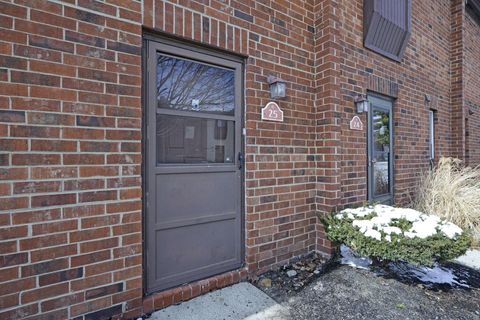 Tiny photo for 25 King Arthur Court, Westerville, OH 43081 (MLS # 226005490)