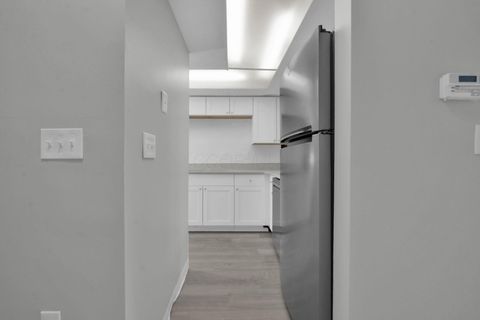 Tiny photo for 25 King Arthur Court, Westerville, OH 43081 (MLS # 226005490)