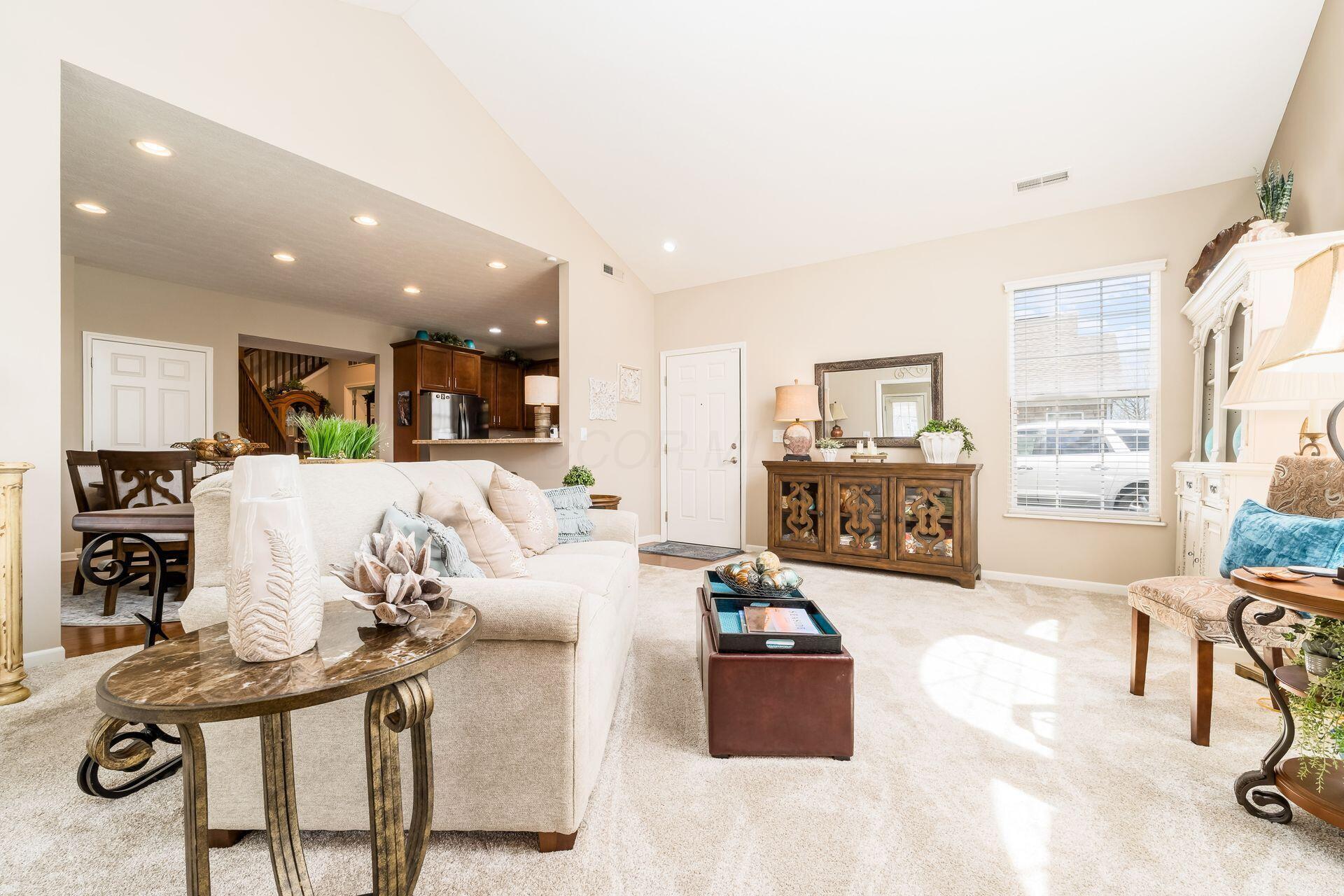 4250 Stream Bank Lane, Hilliard, Ohio image 7