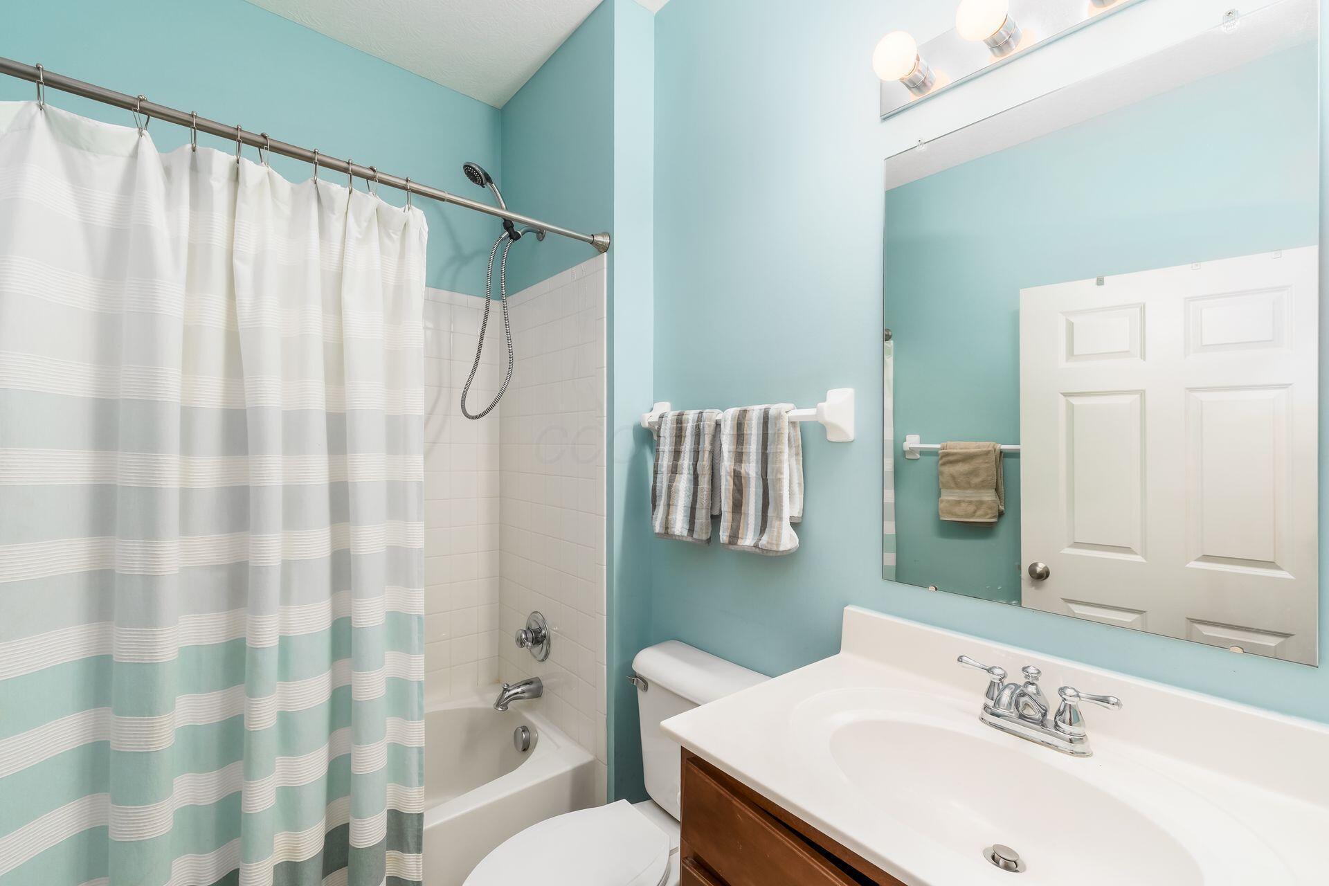 4250 Stream Bank Lane, Hilliard, Ohio image 20