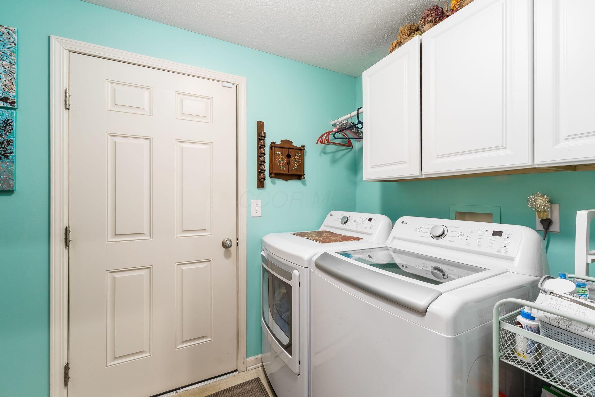 4250 Stream Bank Lane, Hilliard, Ohio image 19