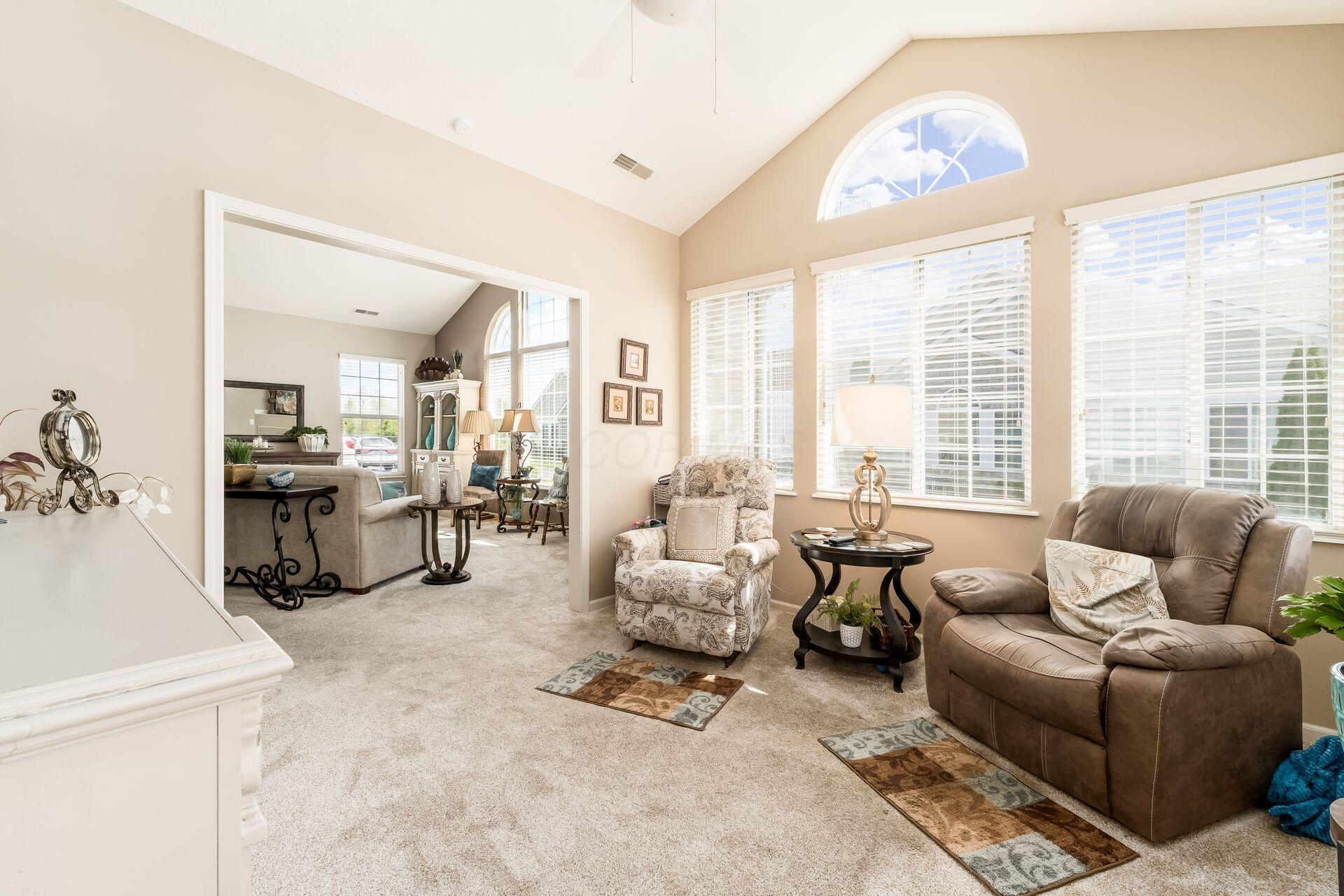 4250 Stream Bank Lane, Hilliard, Ohio image 9