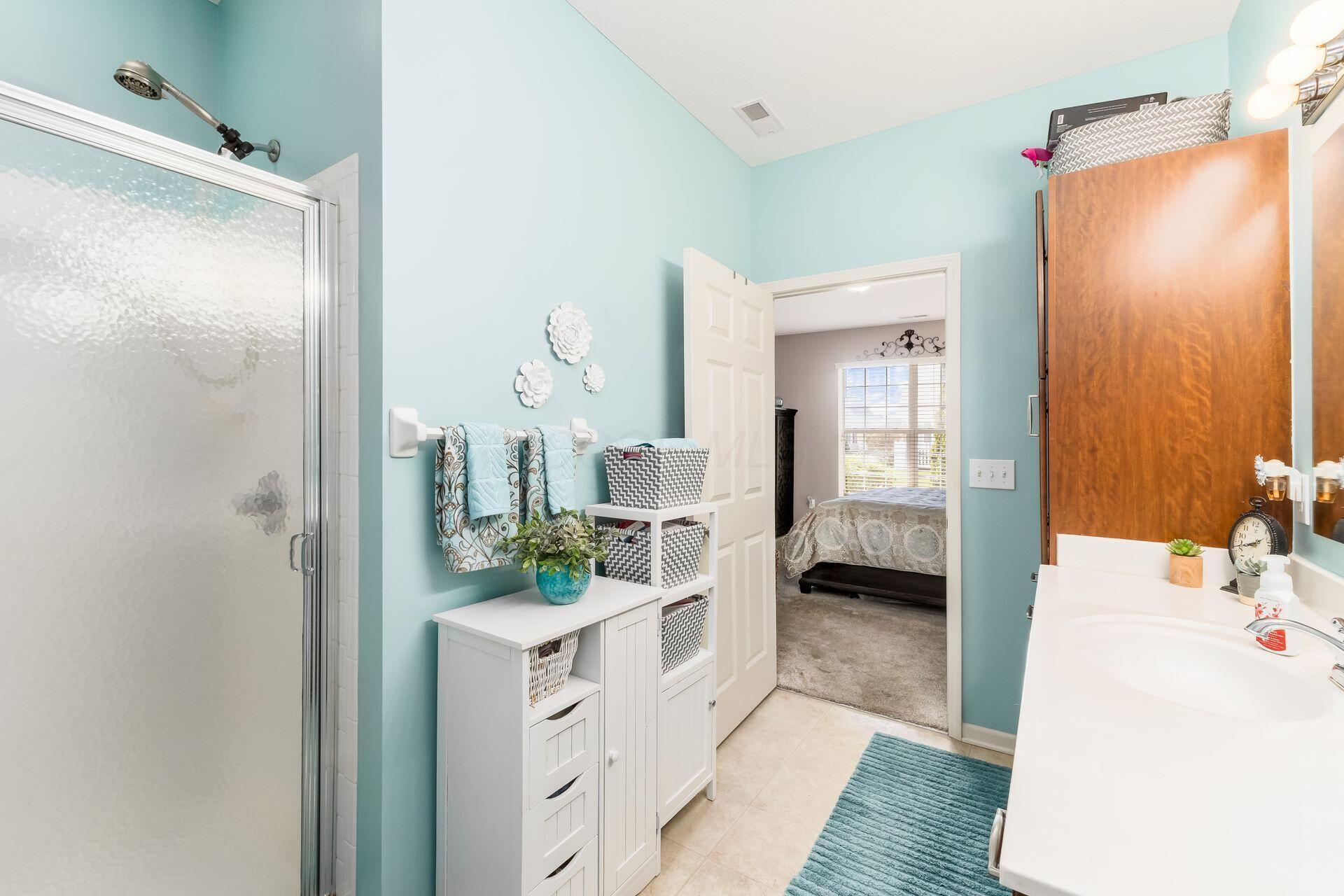 4250 Stream Bank Lane, Hilliard, Ohio image 25