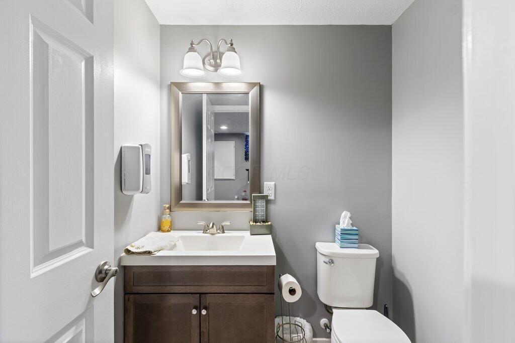 6205 Jeffrelyn Drive, Hilliard, Ohio image 37