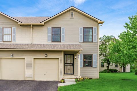 Photo of 8041 Lakeloop Drive, Westerville, OH 43081 (MLS # 226013962)