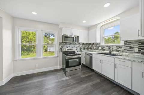Tiny photo for 1676 E Lakeview Avenue, Columbus, OH 43224 (MLS # 226028916)