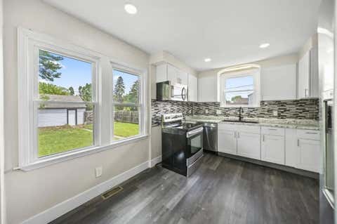 Tiny photo for 1676 E Lakeview Avenue, Columbus, OH 43224 (MLS # 226028916)