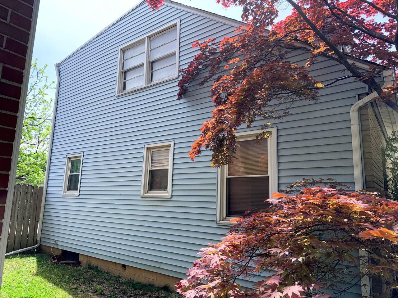 2755 Vanderberg Avenue