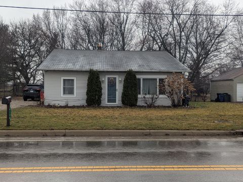 Photo of 6136 Mink Street SW, Pataskala, OH 43062 (MLS # 226006539)