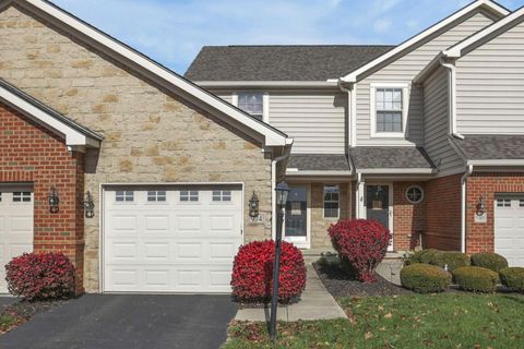Photo of 974 Shaula Drive, Columbus, OH 43240 (MLS # 225046303)