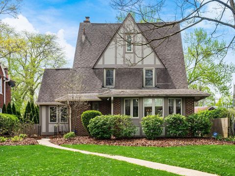 Photo of 2629 E Broad Street, Columbus, OH 43209 (MLS # 226012568)