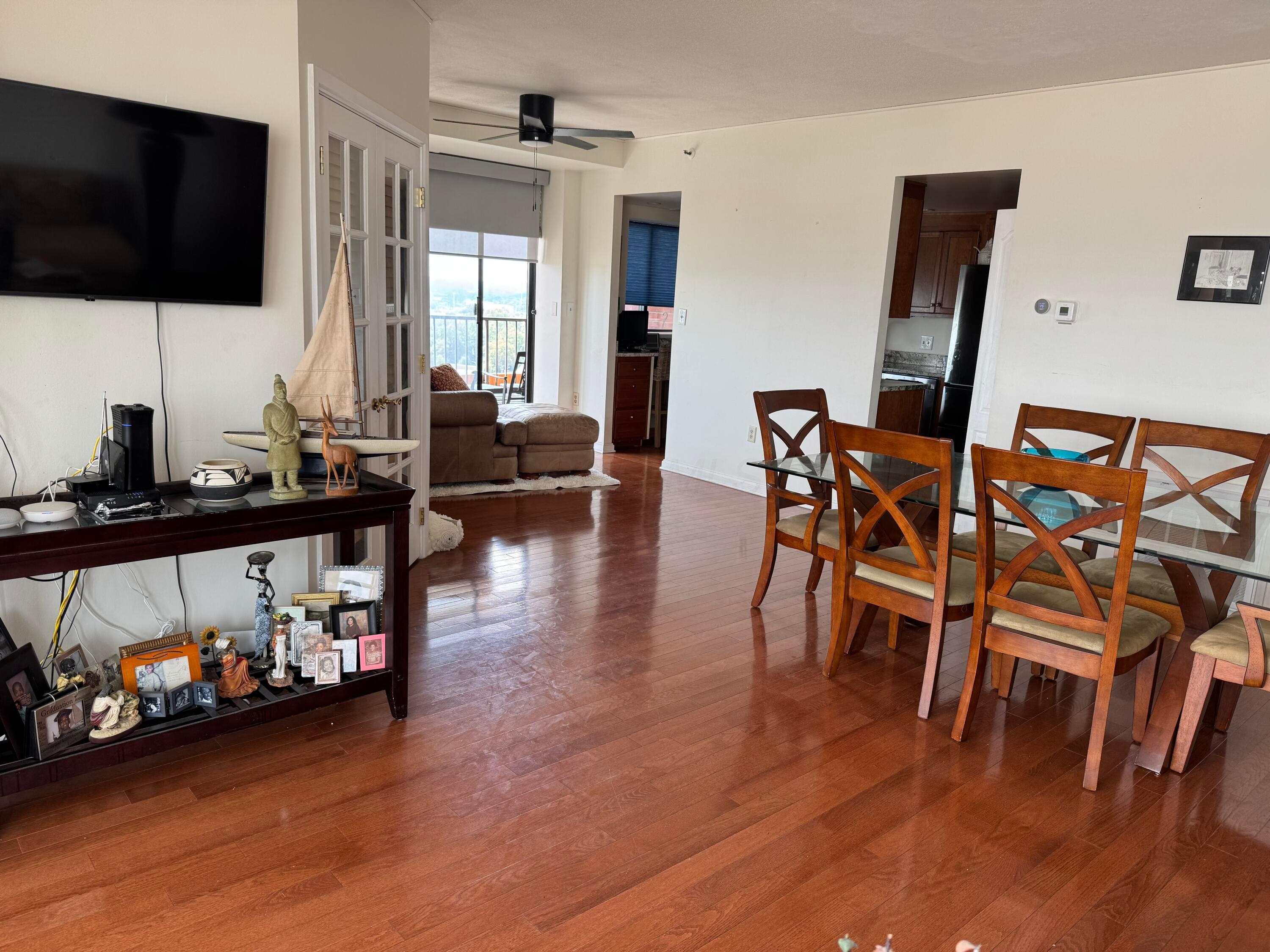 155 W Main Street 1405