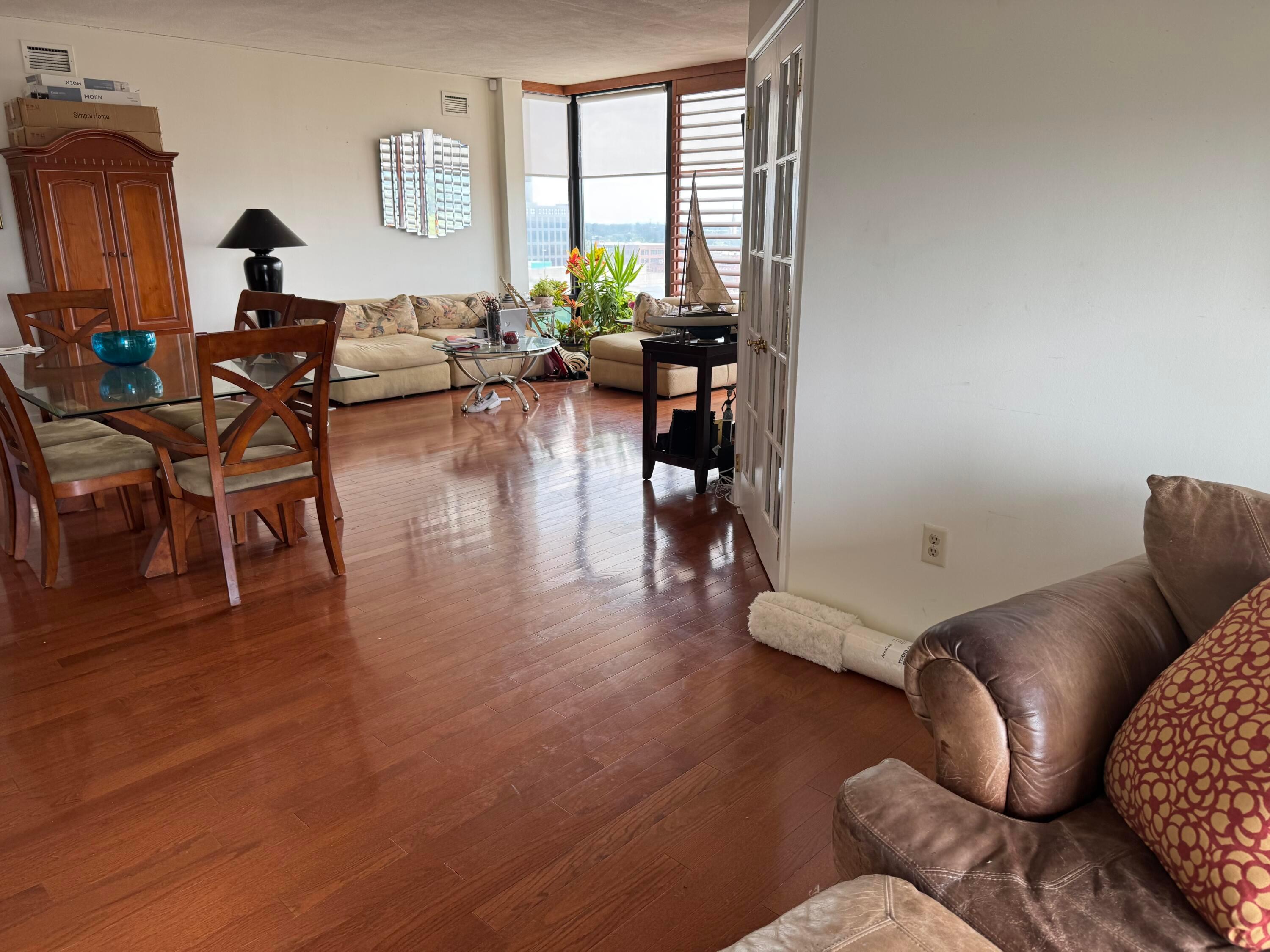 155 W Main Street 1405