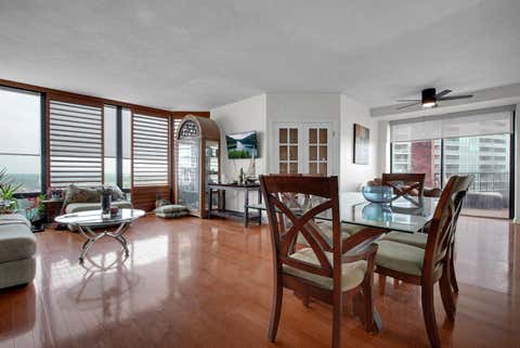 Photo of 155 W Main Street 1405 #1405, Columbus, OH 43215 (MLS # 226013935)