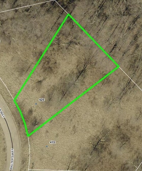 Photo of 425 Walter'S Way, Zanesville, OH 43701 (MLS # 226035679)