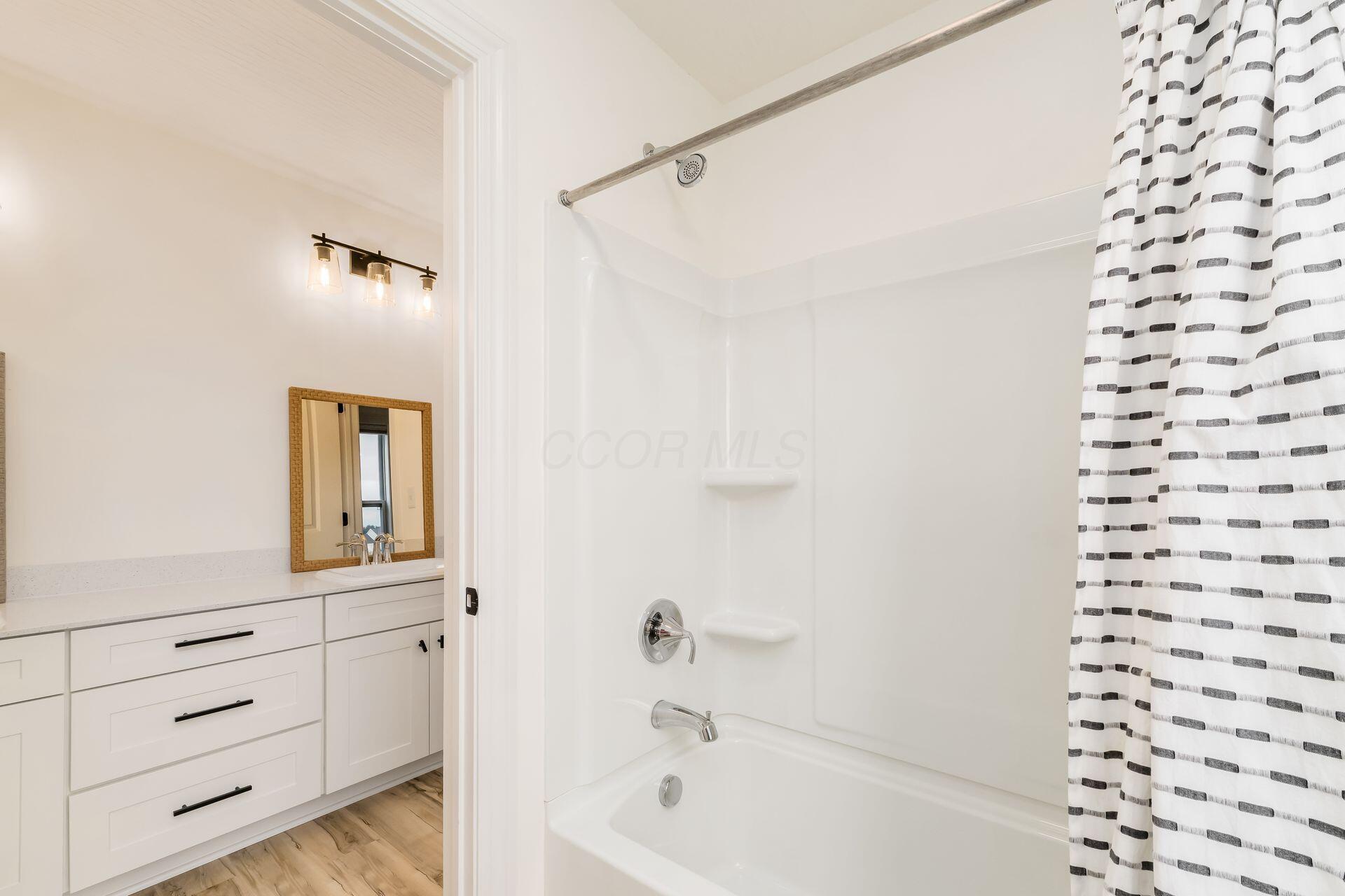 13155 Hunter Avenue, Pickerington, Ohio image 24