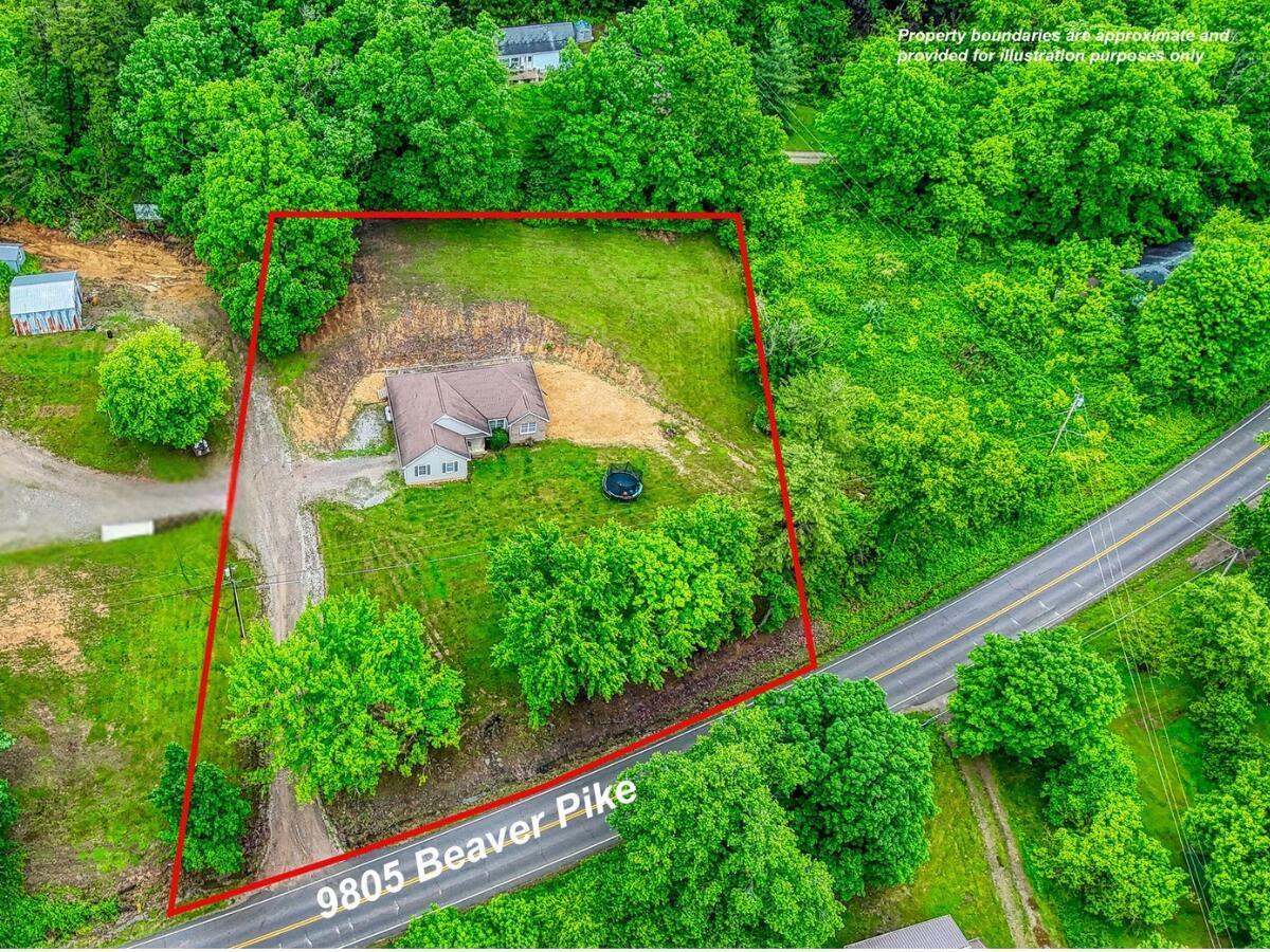 9805 Beaver Pike, Jackson, Ohio image 2
