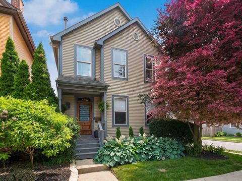Homes For Sale - 485 W 2nd Avenue<br/> Columbus, OH 43201
