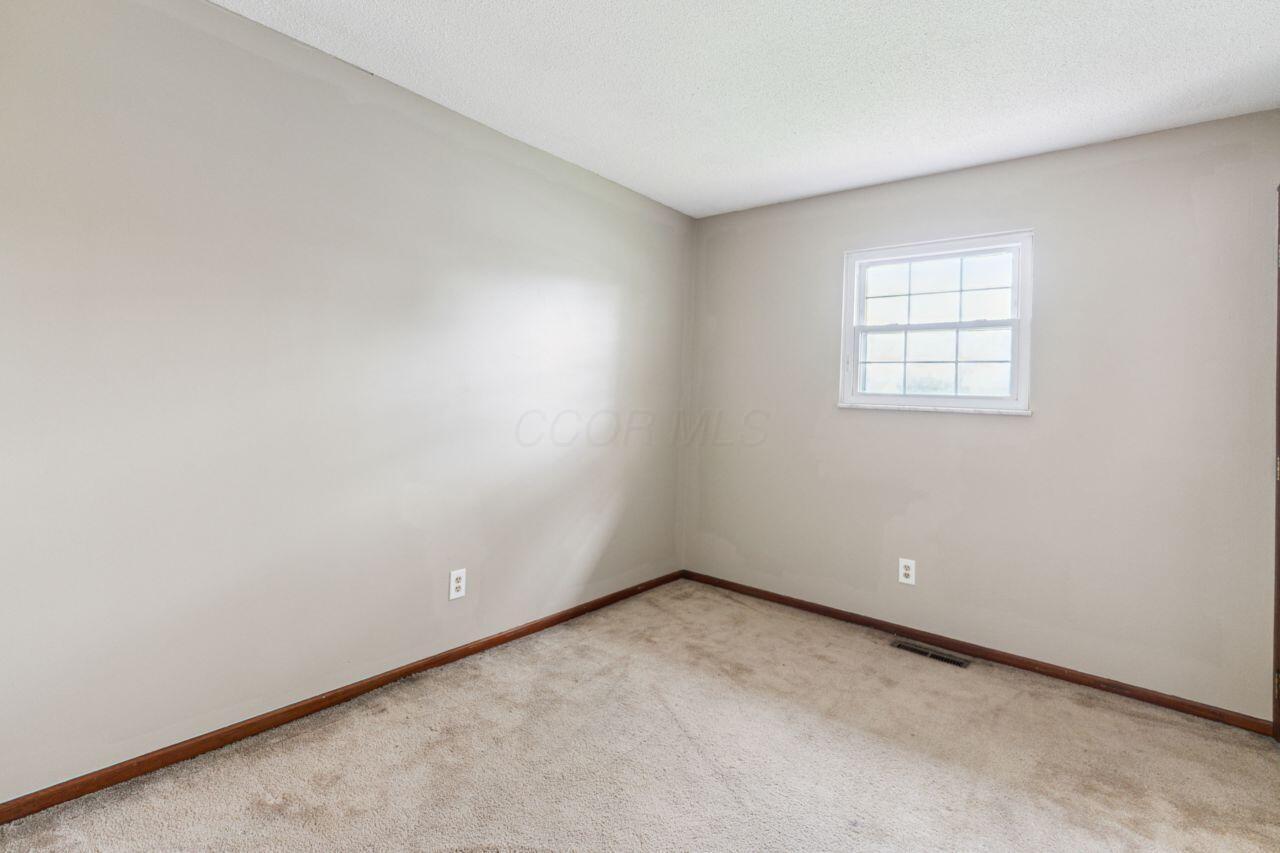 71 Lancaster Drive, Heath, Ohio image 15