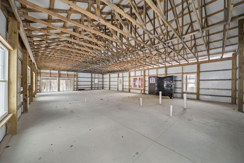 Tiny photo for 736 Easterday Road, Chillicothe, OH 45601 (MLS # 226004369)