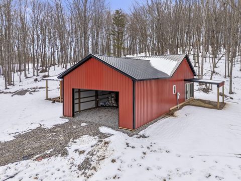 Tiny photo for 736 Easterday Road, Chillicothe, OH 45601 (MLS # 226004369)