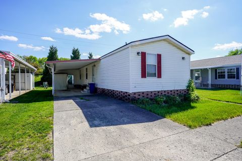 Photo of 733 Youn-Kin Parkway S, Columbus, OH 43207 (MLS # 226013061)