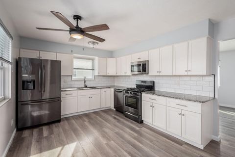 Tiny photo for 6198 Parkdale Drive, Columbus, OH 43229 (MLS # 226003523)