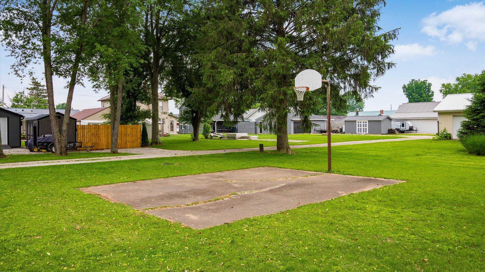 71 W 5th Street, Frazeysburg, Ohio image 27