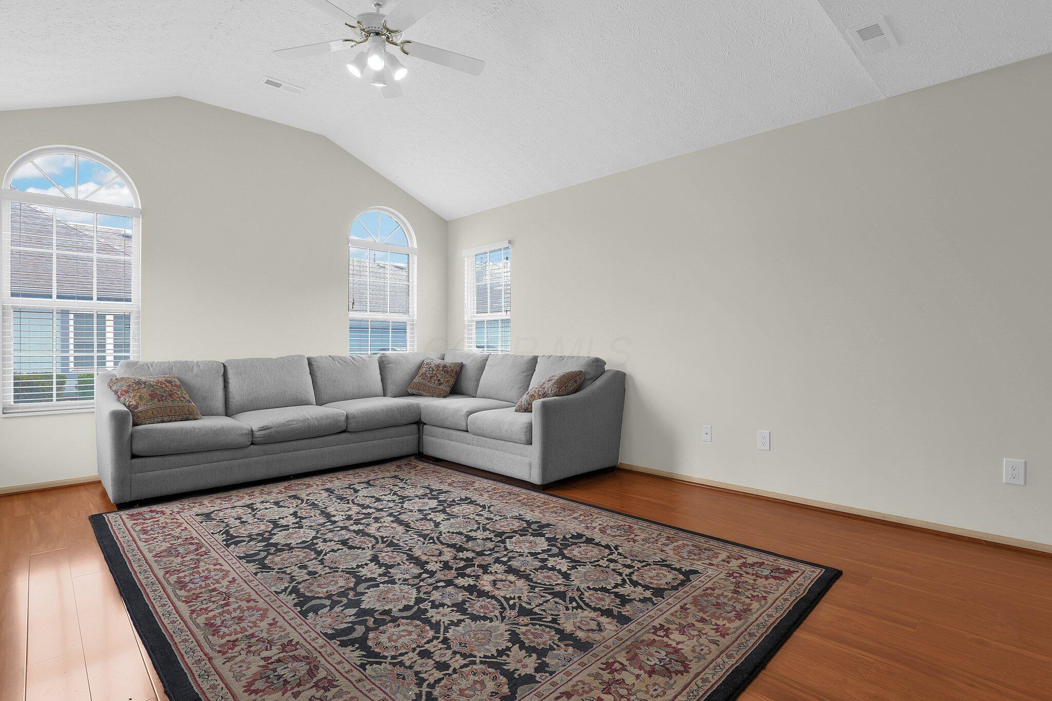 3801 Mill Stream Drive #19, Hilliard, Ohio image 7