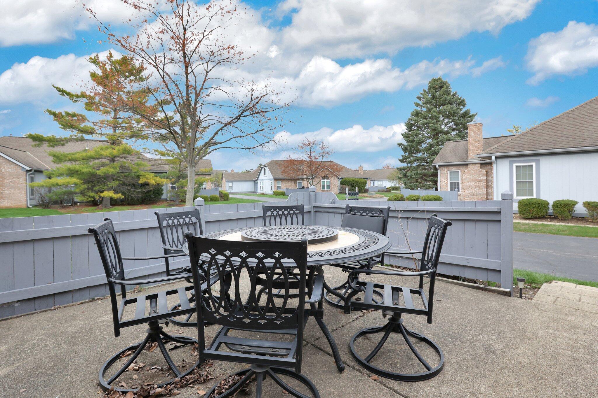 3801 Mill Stream Drive #19, Hilliard, Ohio image 27