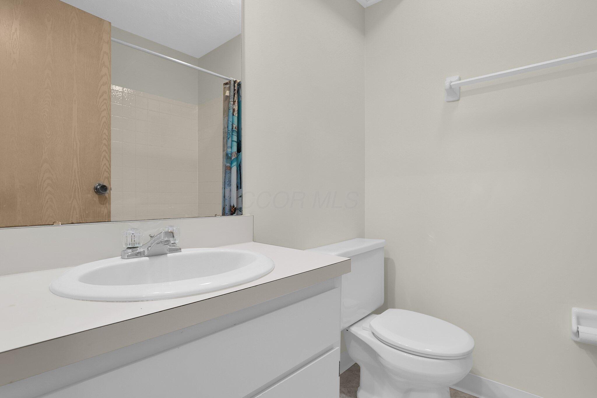 3801 Mill Stream Drive #19, Hilliard, Ohio image 18