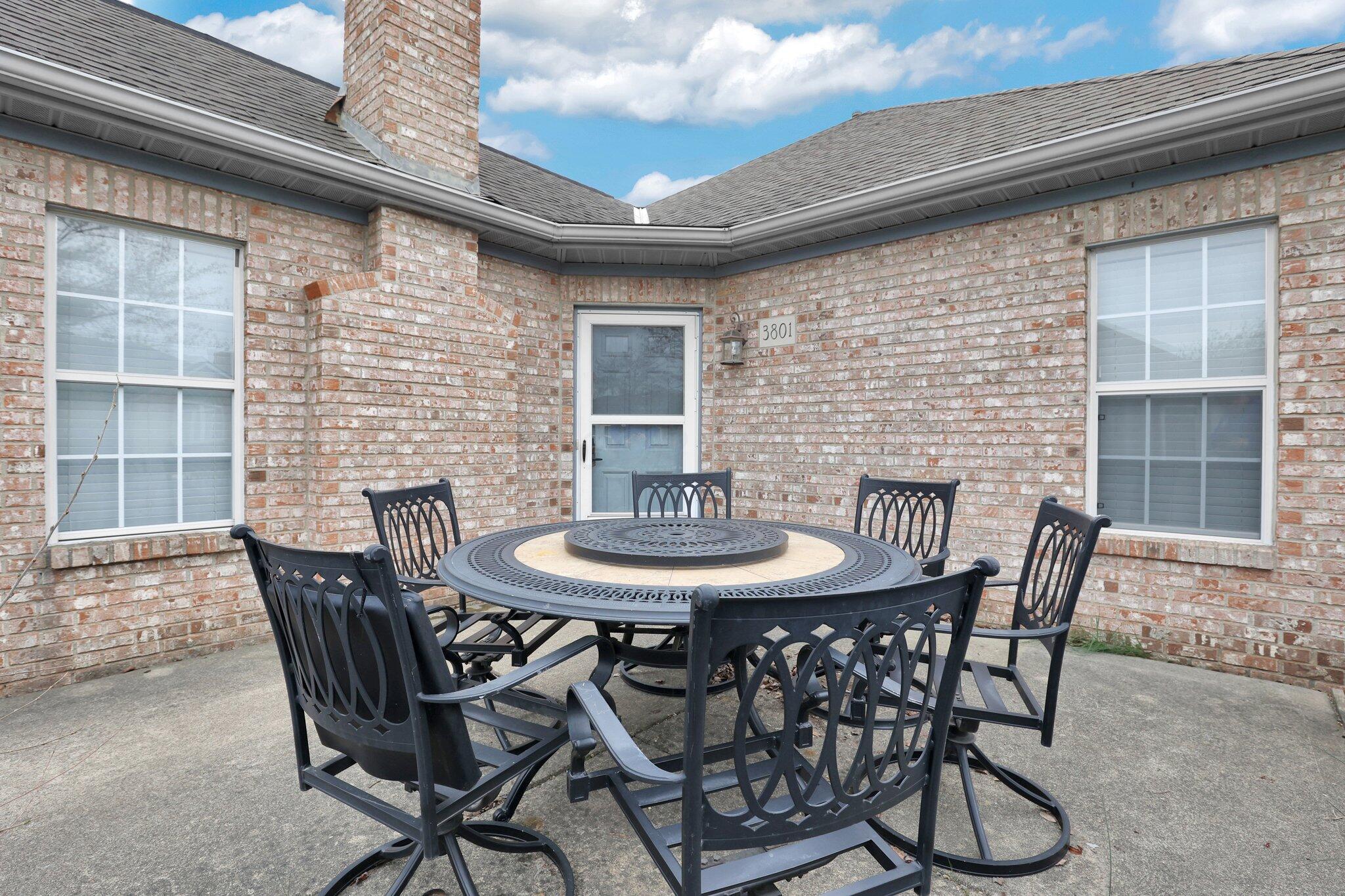 3801 Mill Stream Drive #19, Hilliard, Ohio image 26