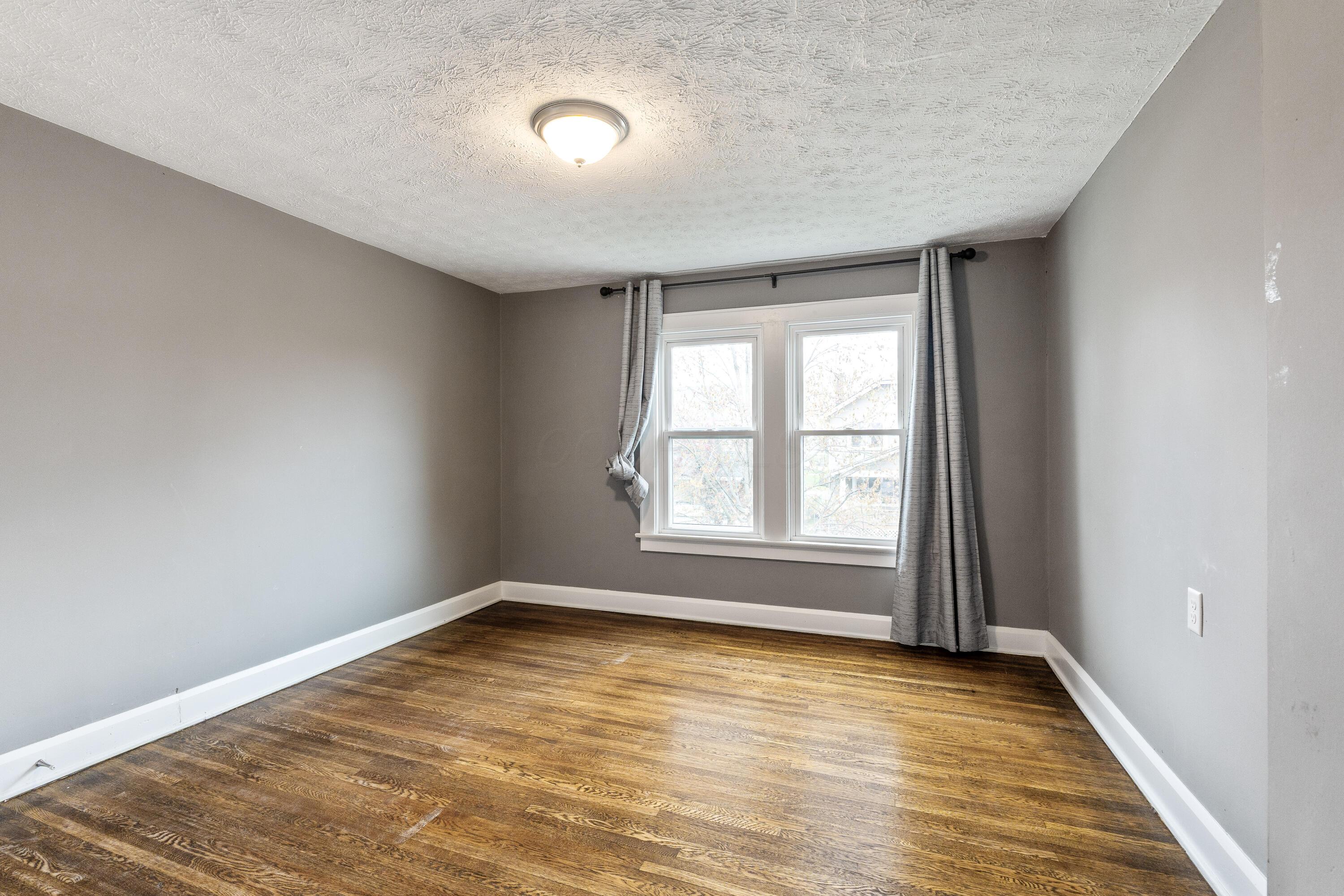 198 N Oakley Avenue, Columbus, Ohio image 33