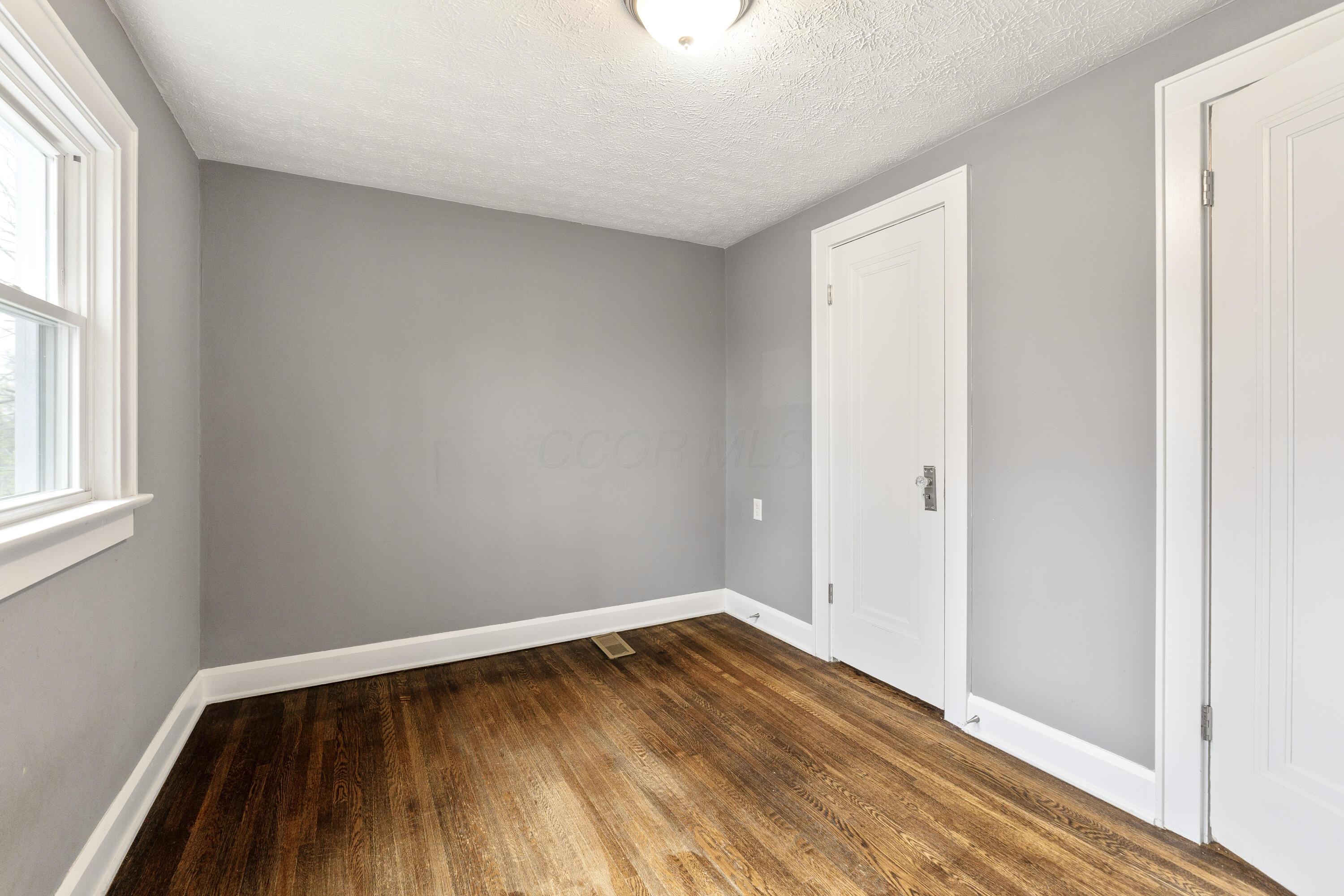 198 N Oakley Avenue, Columbus, Ohio image 39