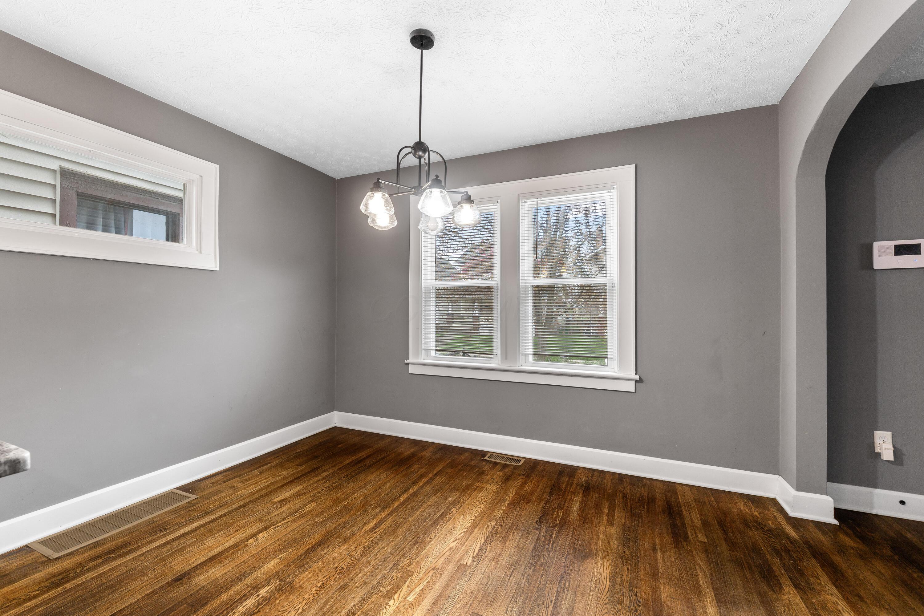 198 N Oakley Avenue, Columbus, Ohio image 17