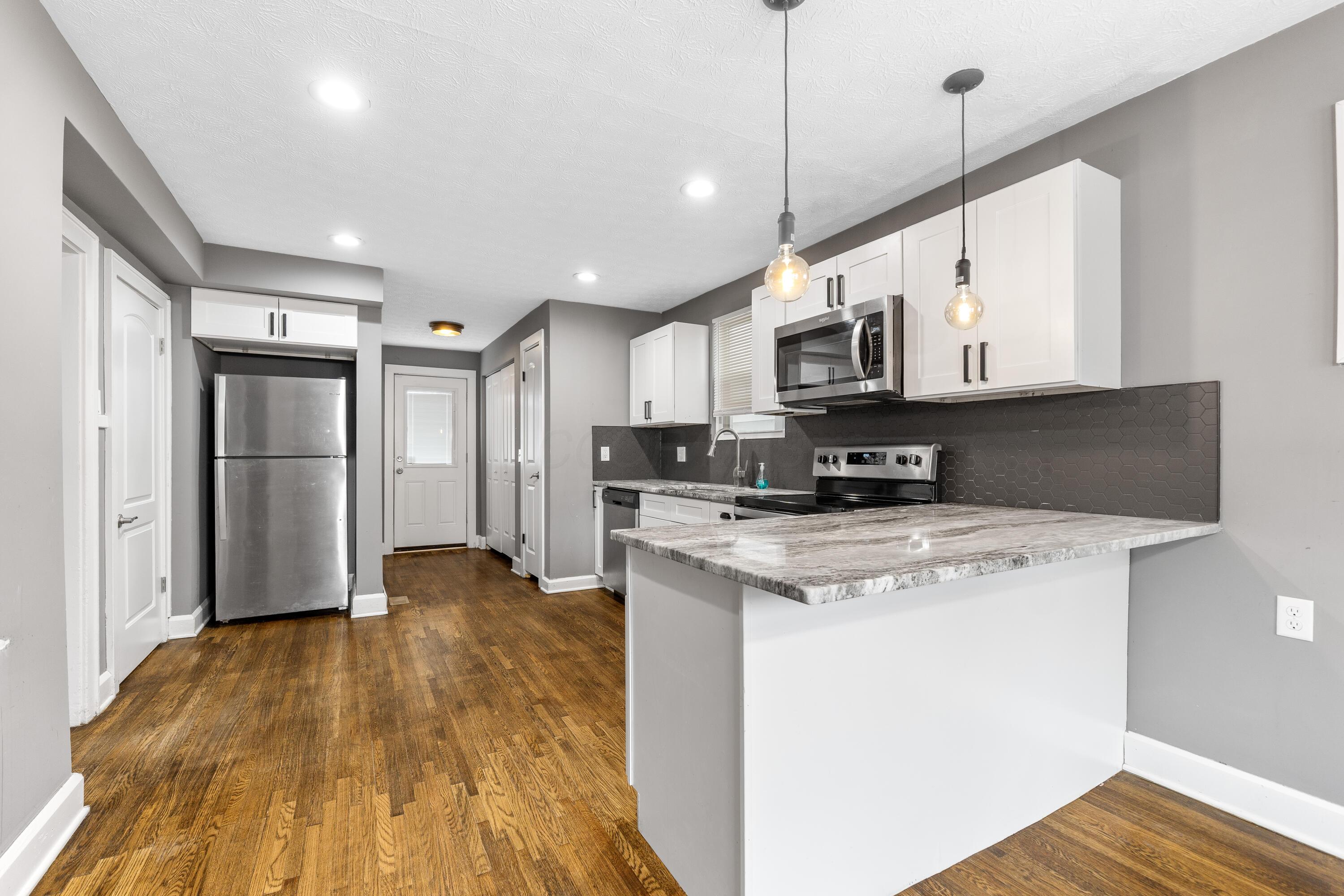 198 N Oakley Avenue, Columbus, Ohio image 8