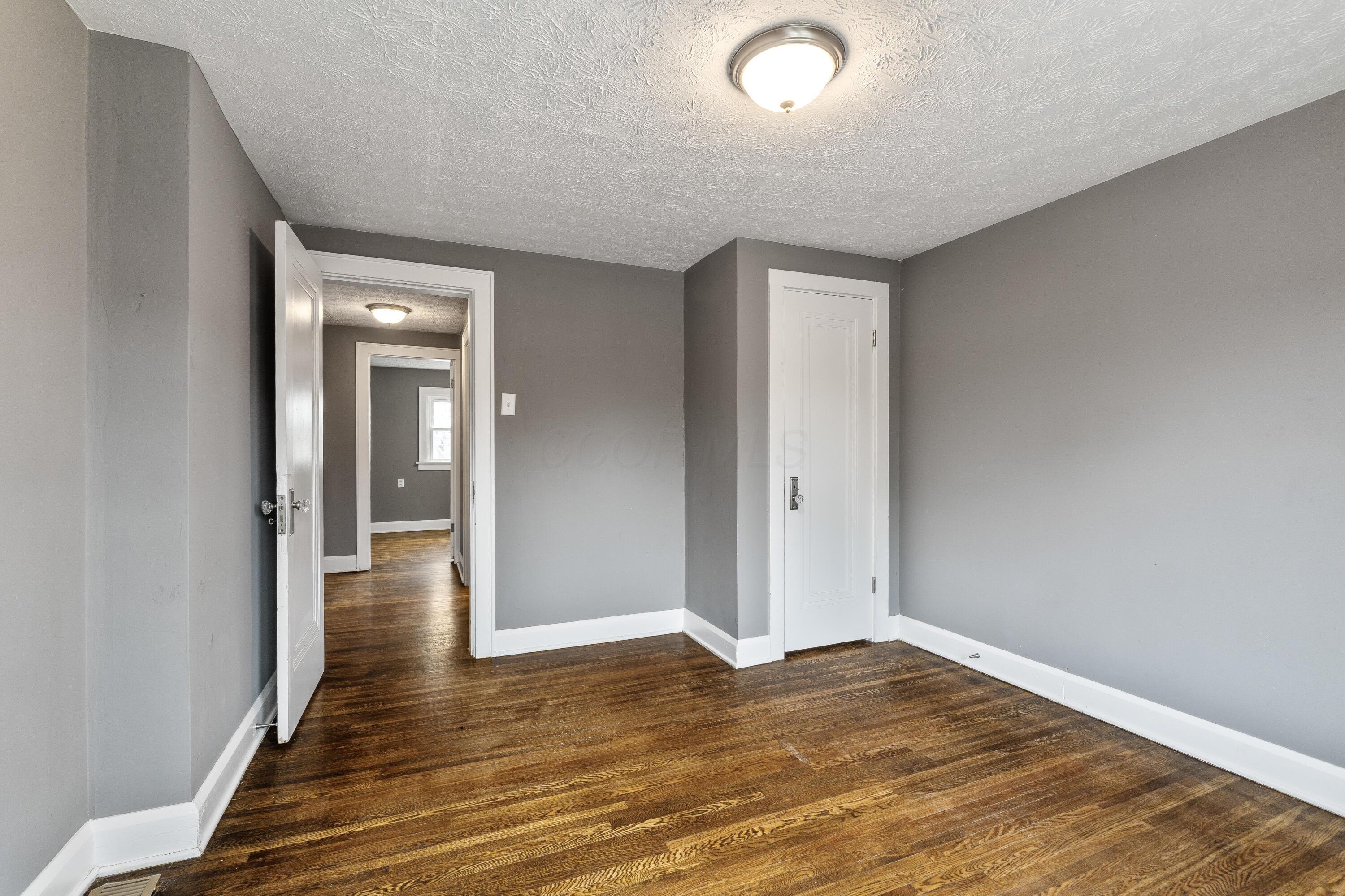 198 N Oakley Avenue, Columbus, Ohio image 34